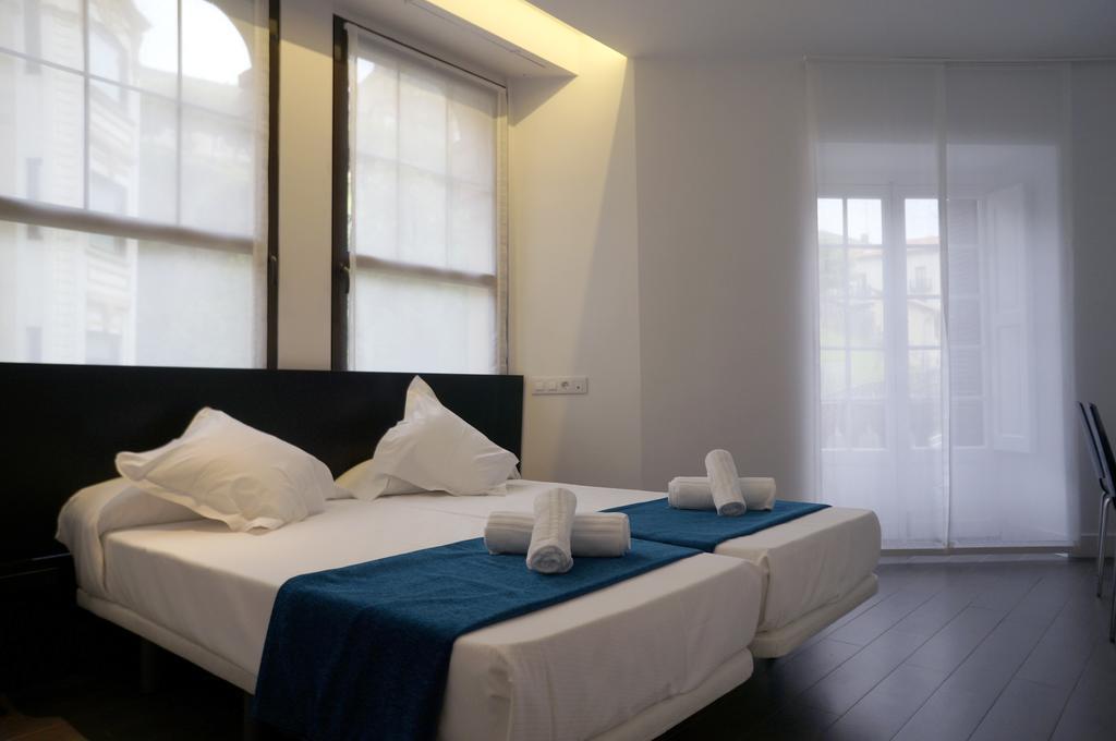 Loaldia Hotel Сан Себастиан Стая снимка